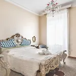 Apartament Guesthost - Da Bianca E Bruno! Chic Flat X6 *